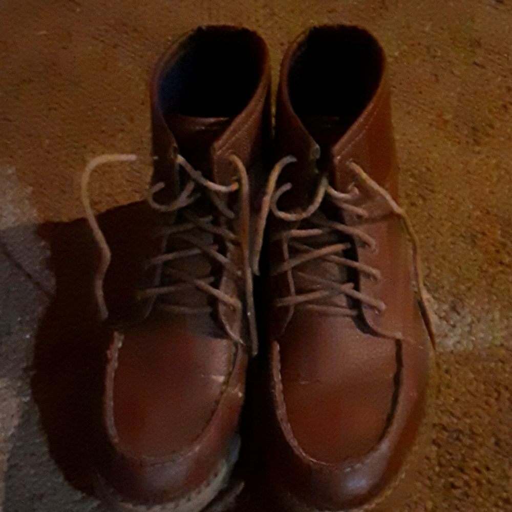 Boots that can be in rain and snow